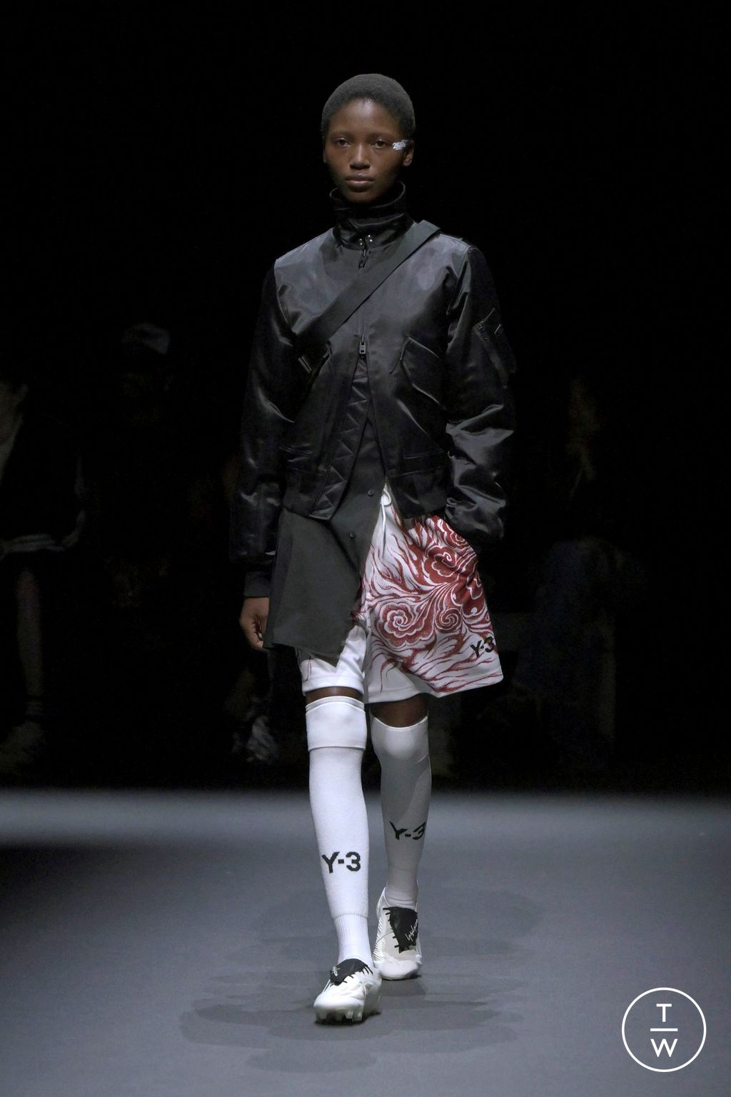 Fashion Week Paris Spring-Summer 2025 look 25 from the Y-3 collection menswear