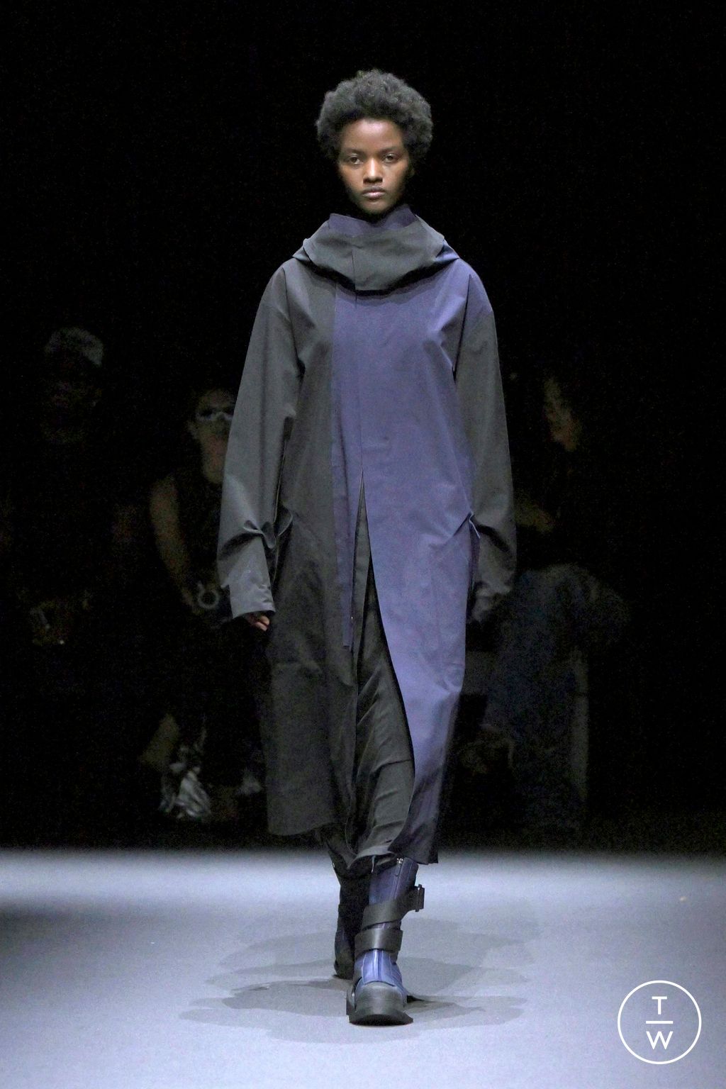 Fashion Week Paris Spring-Summer 2025 look 27 from the Y-3 collection menswear