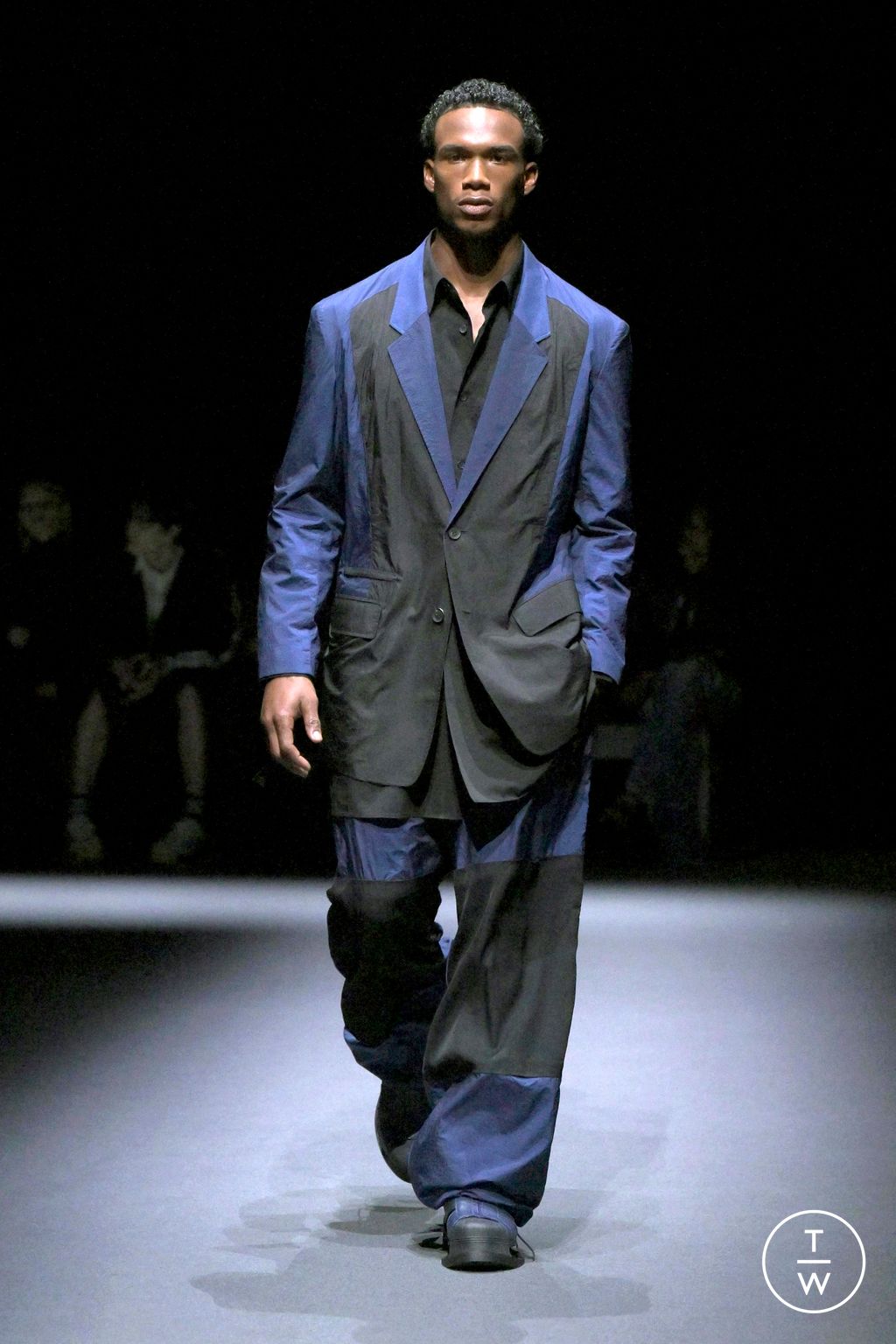 Fashion Week Paris Spring/Summer 2025 look 35 from the Y-3 collection menswear
