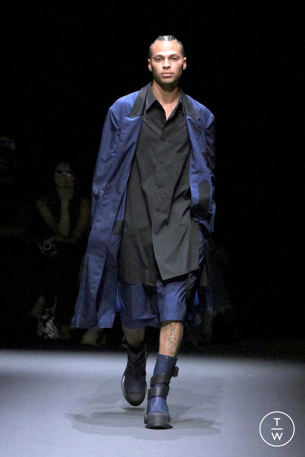 Fashion Week Paris Spring-Summer 2025 look 37 from the Y-3 collection menswear