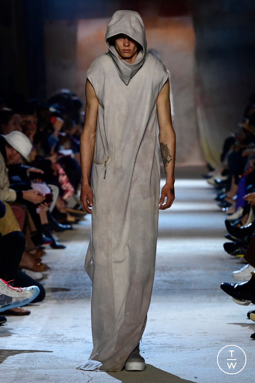 Fashion Week Paris Fall/Winter 2019 look 58 from the Festival de Hyères 2019 collection 女装
