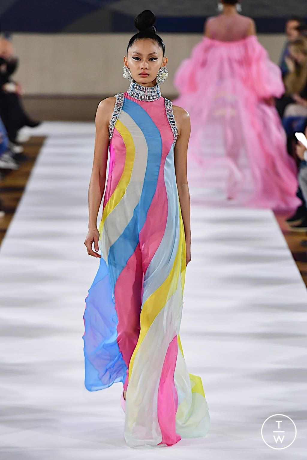 Fashion Week Paris Spring/Summer 2022 look 6 from the Yanina Couture collection couture