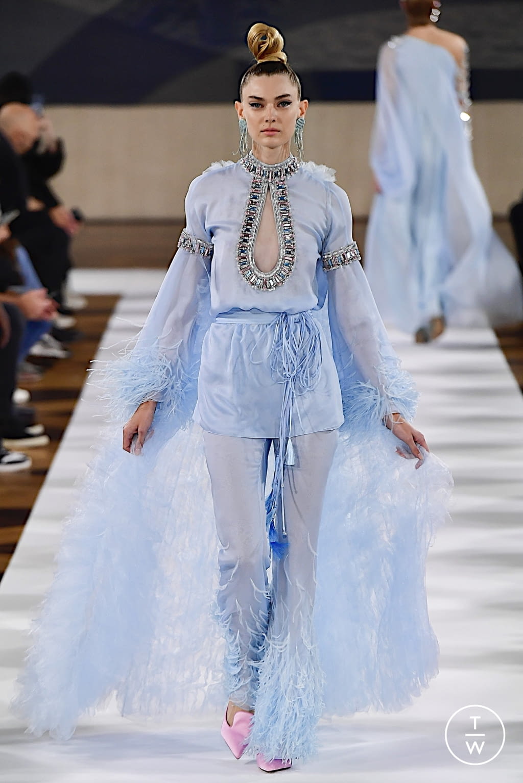 Fashion Week Paris Spring/Summer 2022 look 10 from the Yanina Couture collection couture