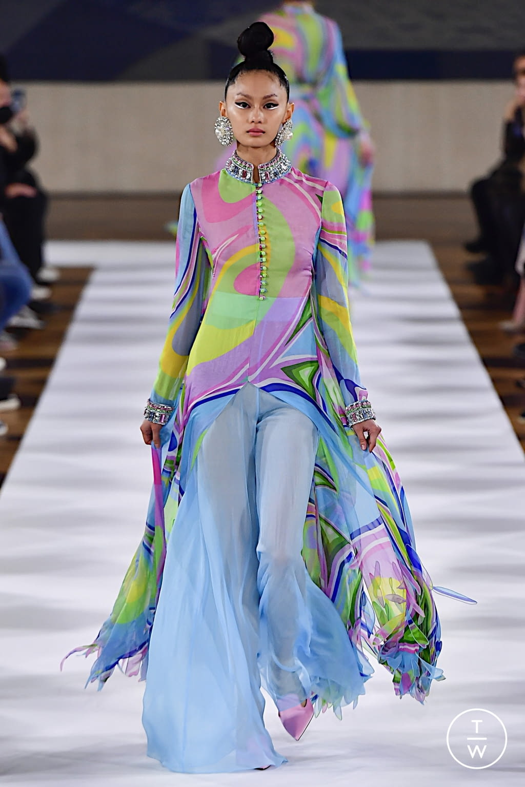 Fashion Week Paris Spring/Summer 2022 look 14 from the Yanina Couture collection couture