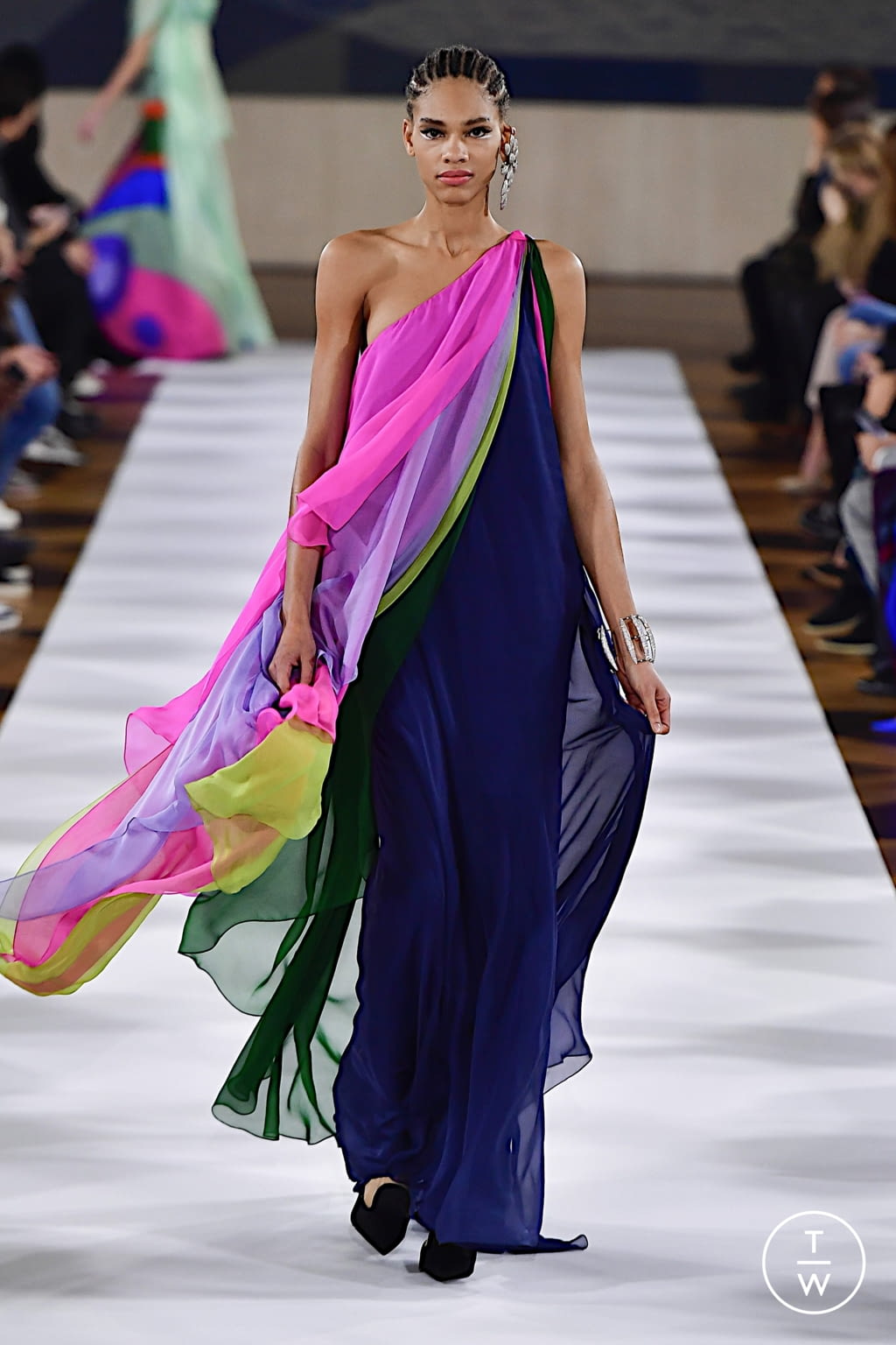 Fashion Week Paris Spring/Summer 2022 look 17 de la collection Yanina Couture couture