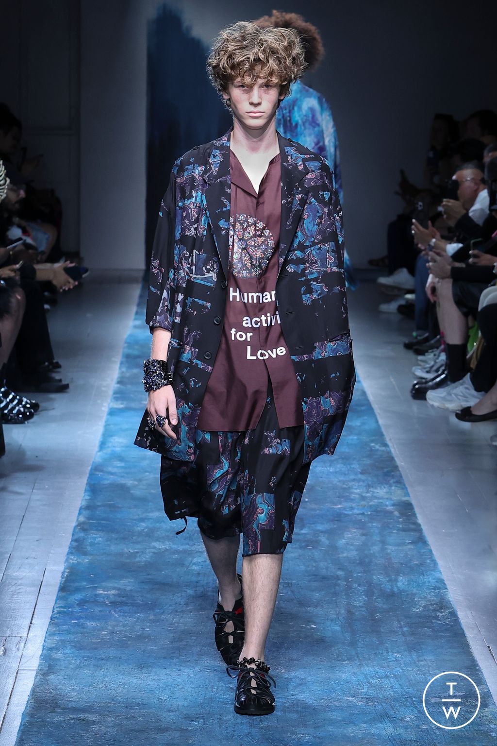 Fashion Week Paris Spring/Summer 2026 look 13 from the Yohji Yamamoto collection menswear