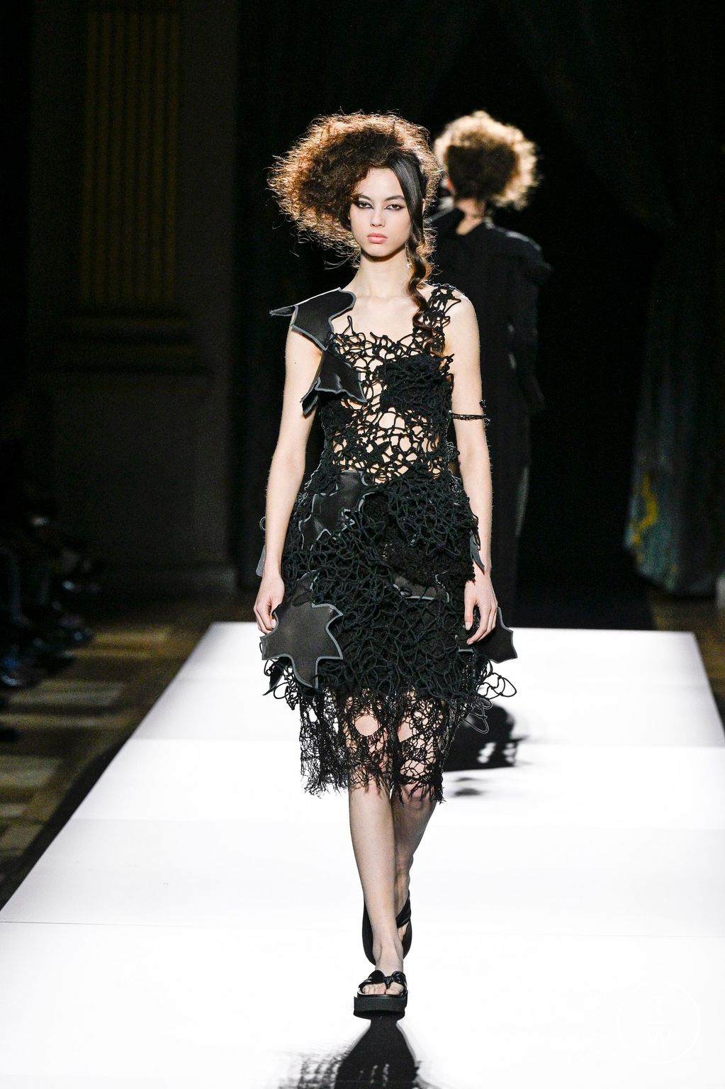 Yohji Yamamoto SS25 womenswear #32 - Tagwalk: The Fashion Search