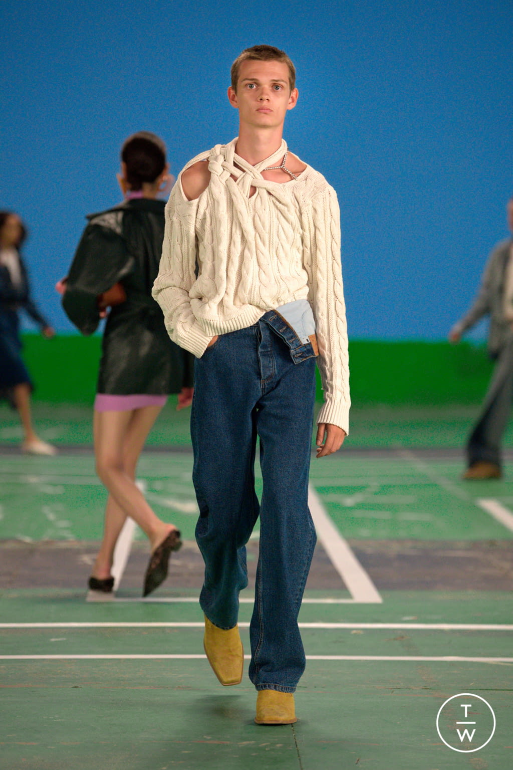 Fashion Week Paris Spring/Summer 2022 look 1 from the Y/PROJECT collection menswear