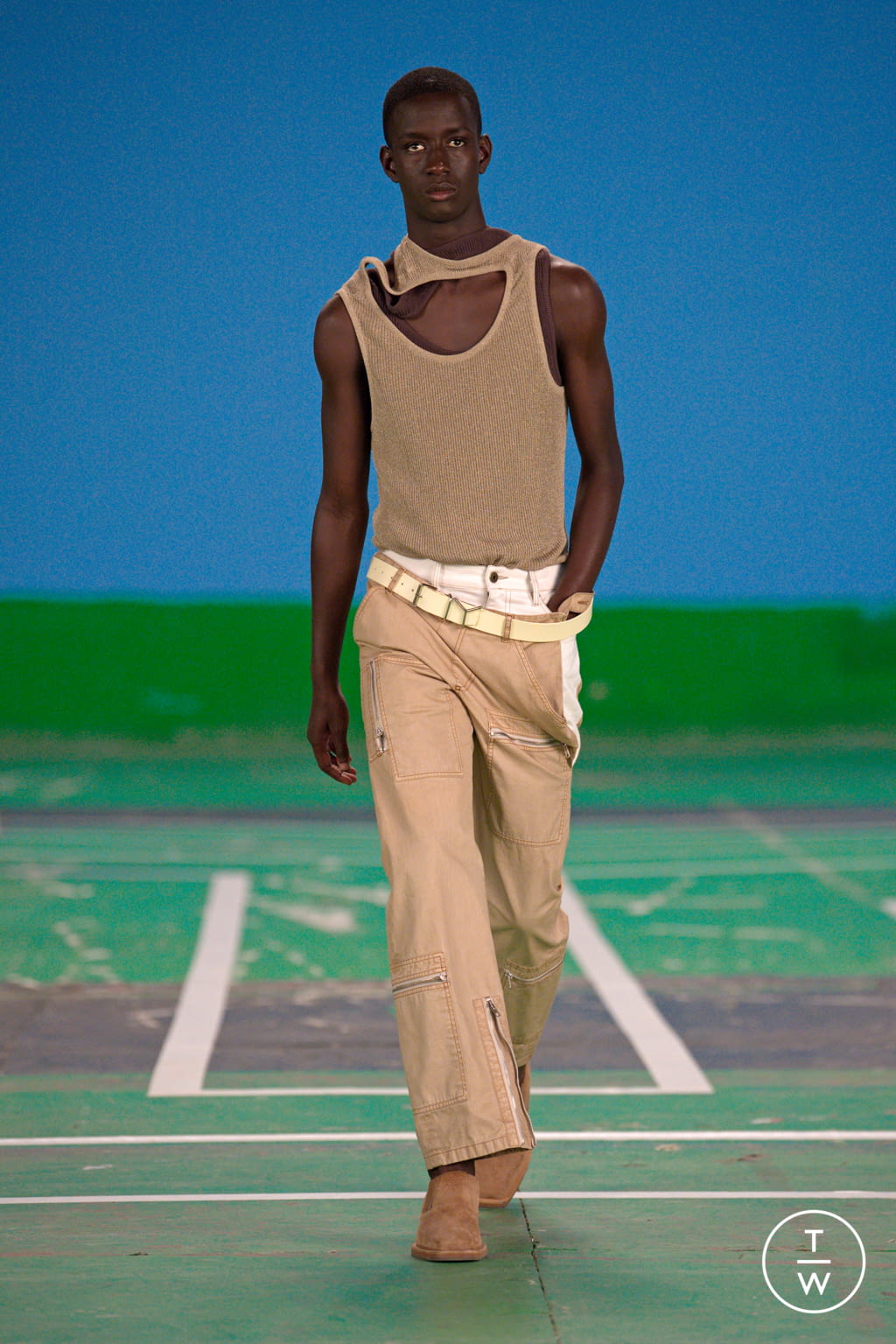 Fashion Week Paris Spring/Summer 2022 look 17 from the Y/PROJECT collection menswear