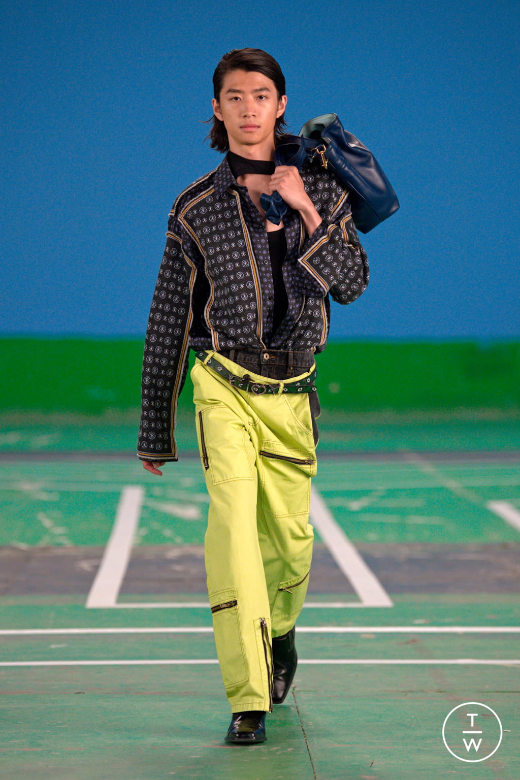 Fashion Week Paris Spring/Summer 2022 look 24 from the Y/PROJECT collection menswear