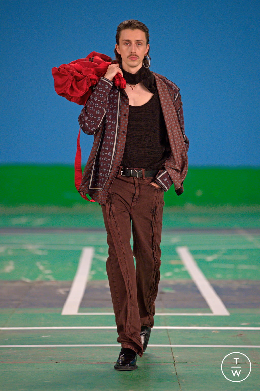 Fashion Week Paris Spring/Summer 2022 look 26 from the Y/PROJECT collection menswear