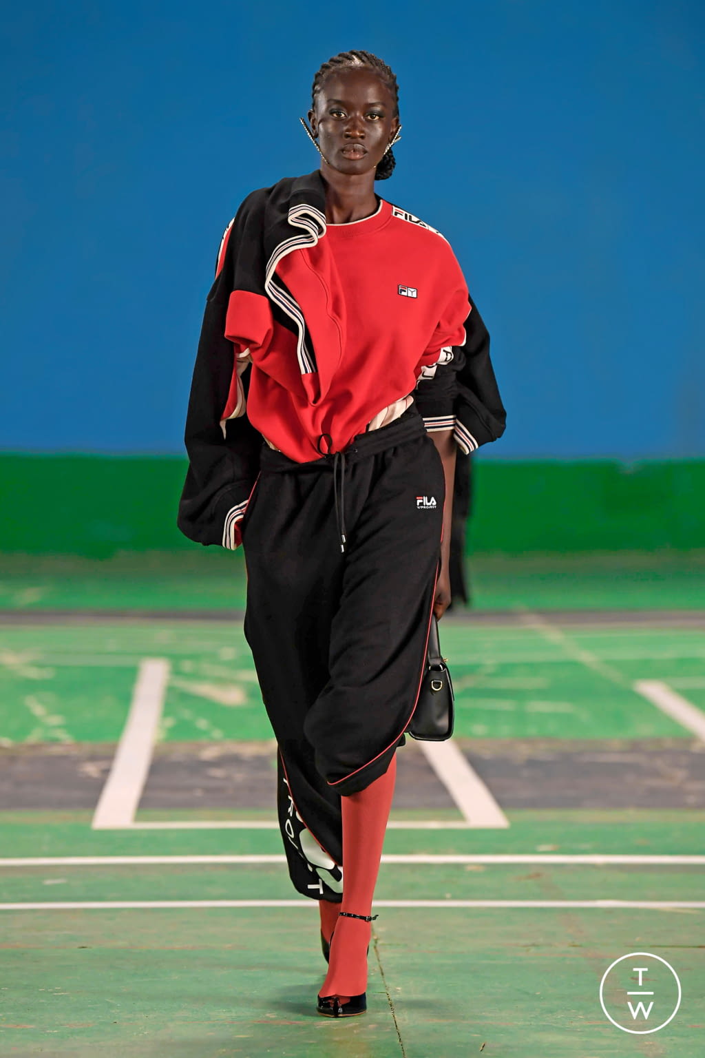 Fashion Week Paris Spring/Summer 2022 look 32 from the Y/PROJECT collection menswear