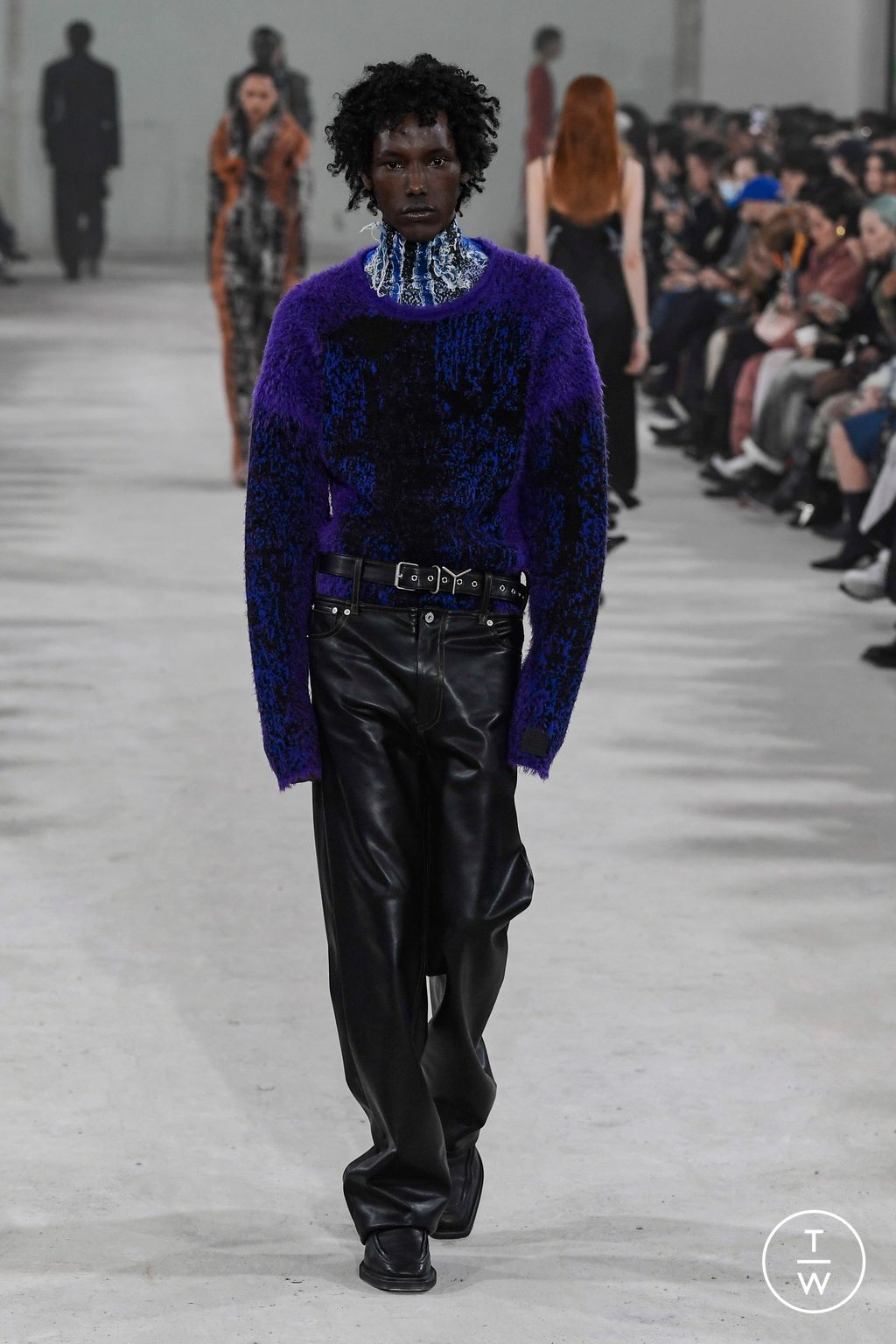 Fashion Week Paris Fall/Winter 2023 look 29 from the Y/PROJECT collection womenswear
