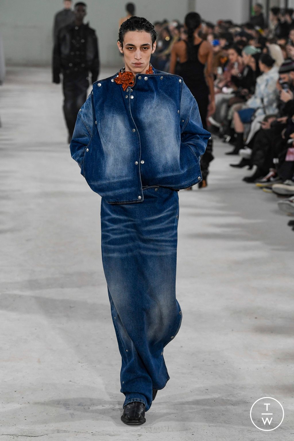 Fashion Week Paris Fall/Winter 2023 look 46 from the Y/PROJECT collection womenswear