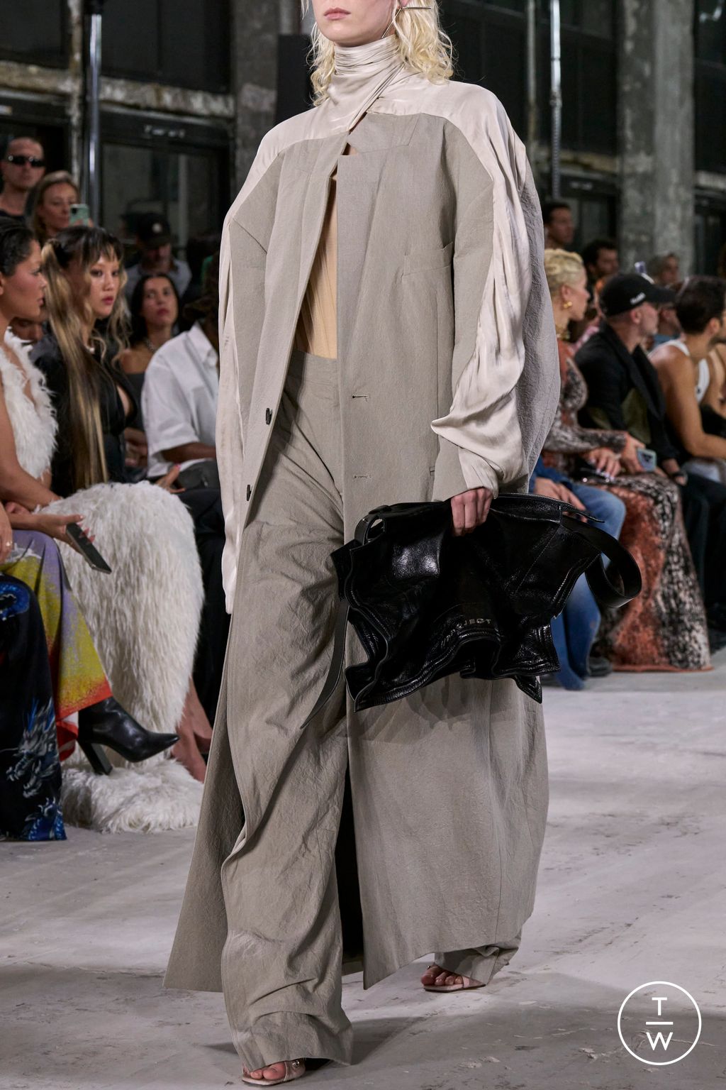Fashion Week Paris Spring/Summer 2024 look 3 from the Y/PROJECT collection womenswear accessories