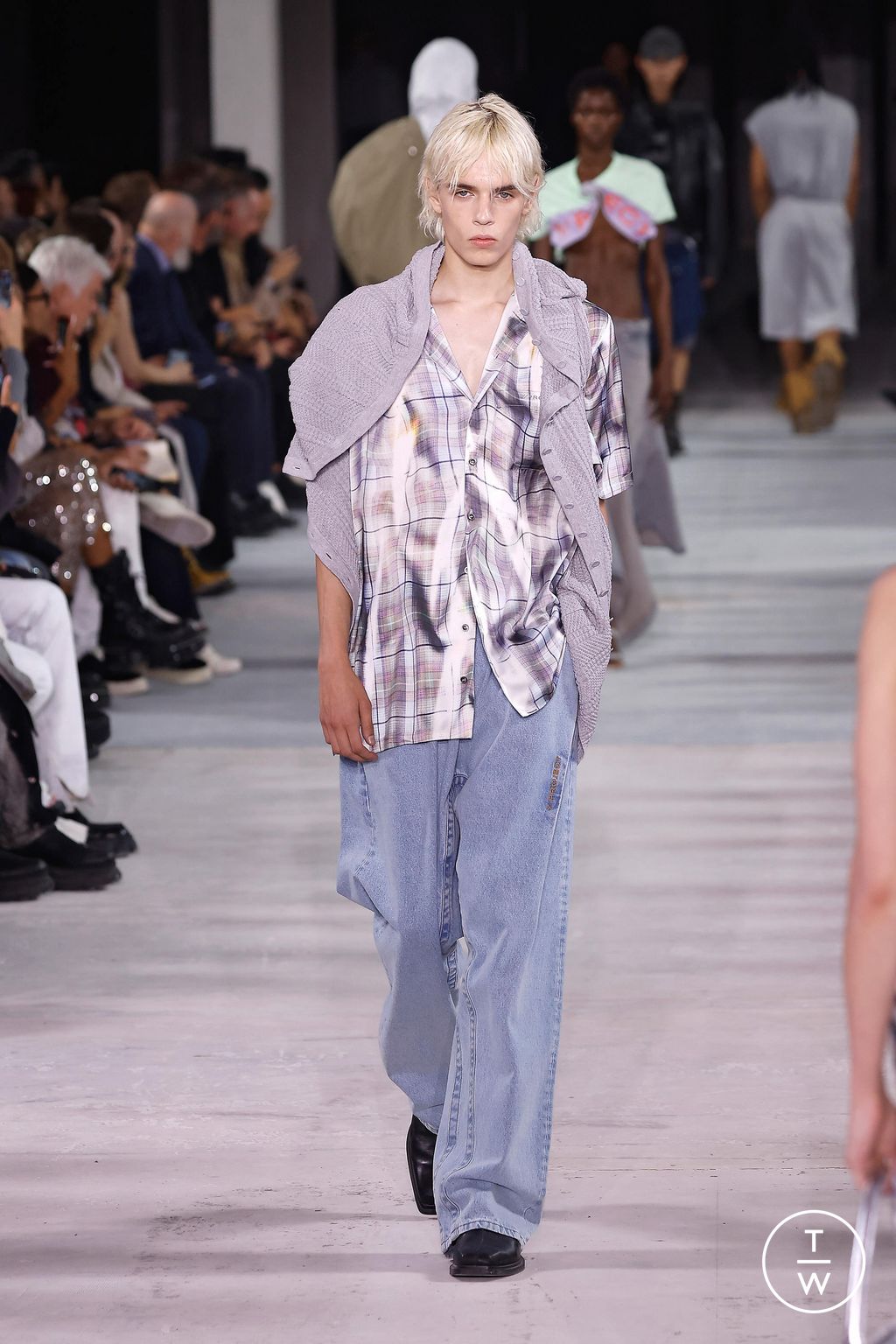 Fashion Week Paris Spring/Summer 2024 look 9 from the Y/PROJECT collection womenswear