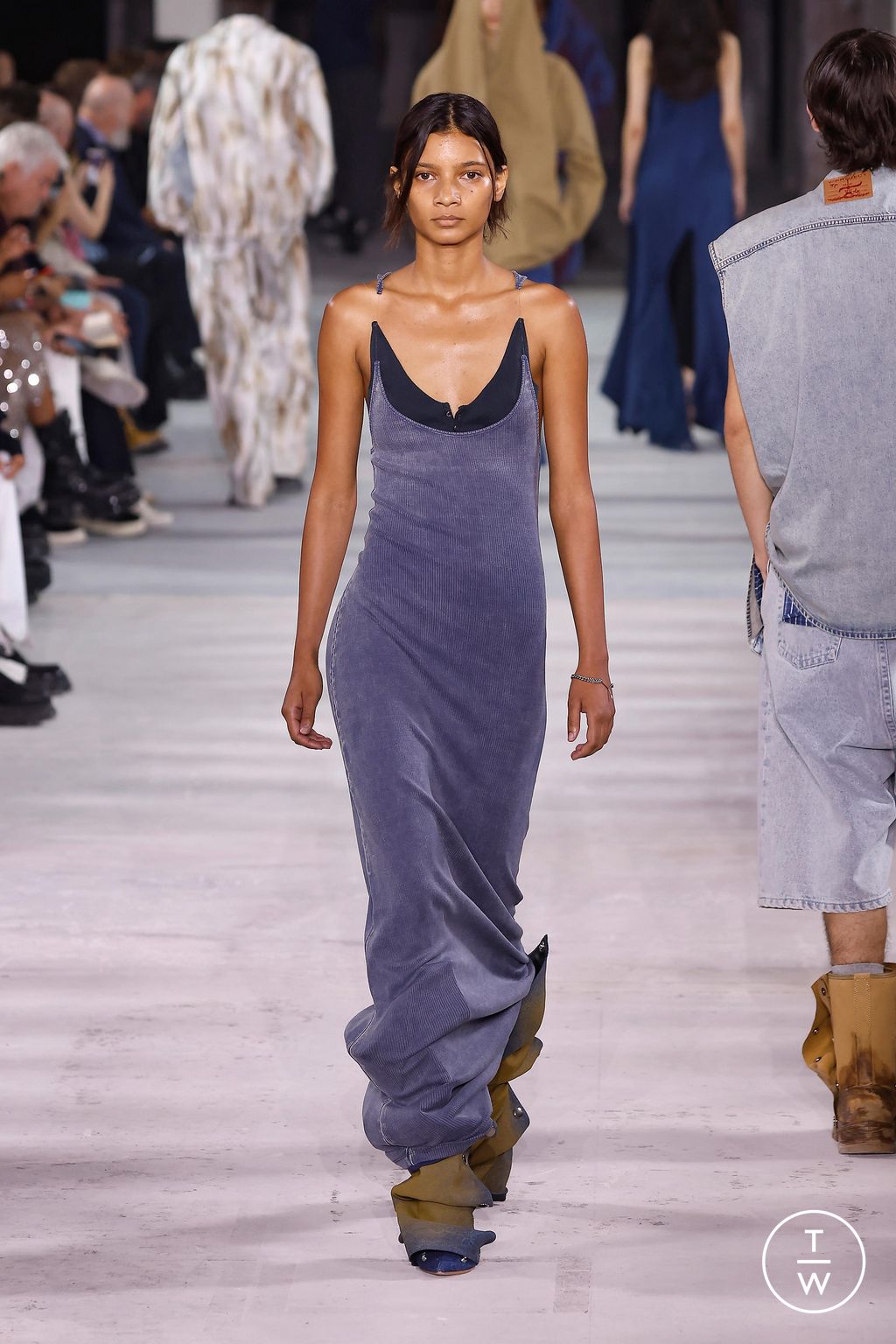 Fashion Week Paris Spring/Summer 2024 look 17 from the Y/PROJECT collection womenswear