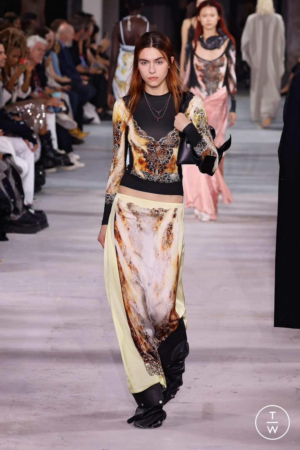 Fashion Week Paris Spring/Summer 2024 look 38 from the Y/PROJECT collection womenswear