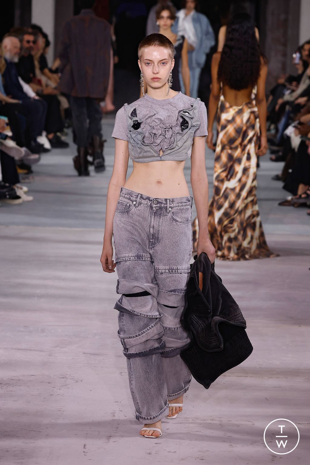 Fashion Week Paris Spring/Summer 2024 look 44 from the Y/PROJECT collection womenswear