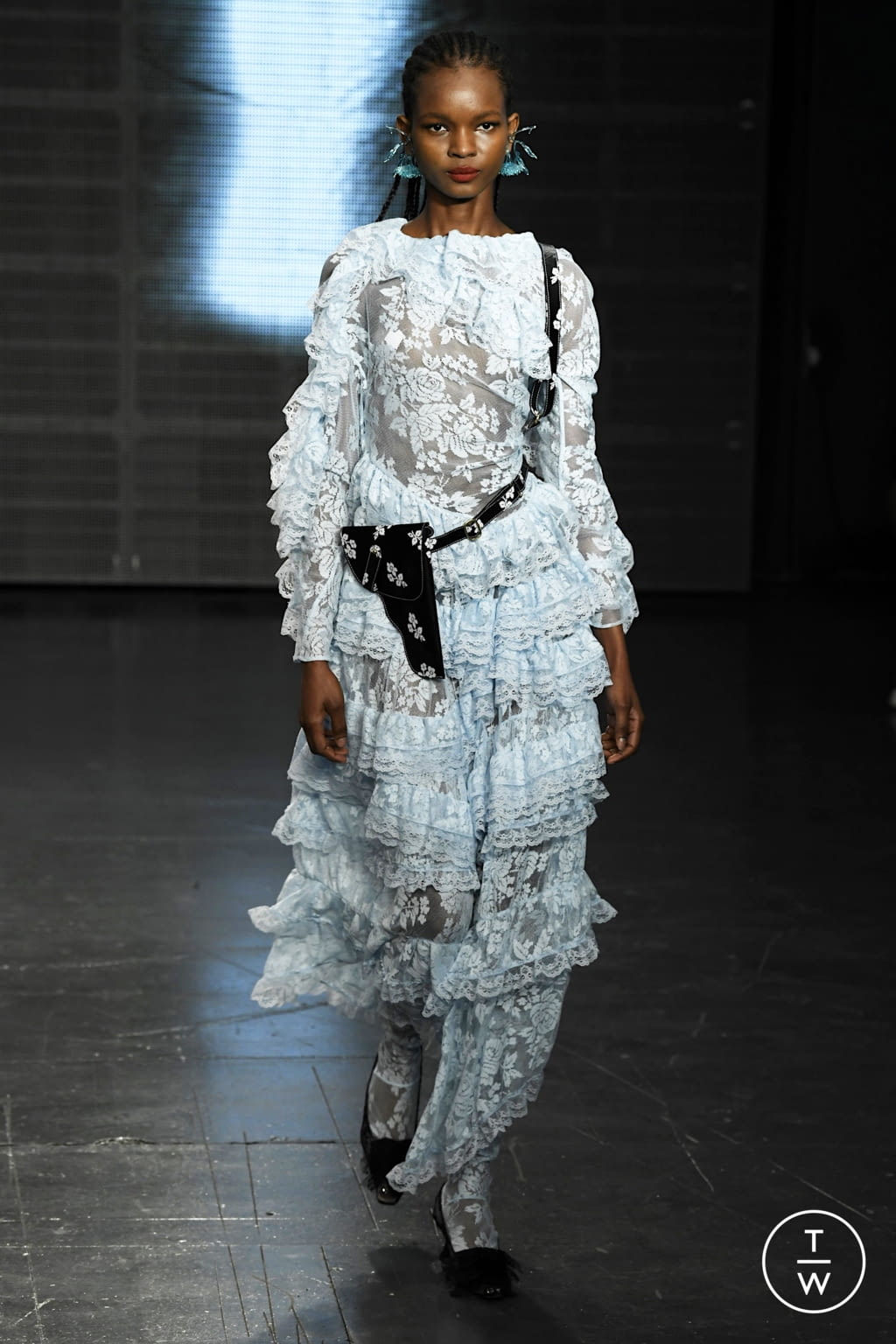 Fashion Week London Spring/Summer 2022 look 7 from the Yuhan Wang collection womenswear