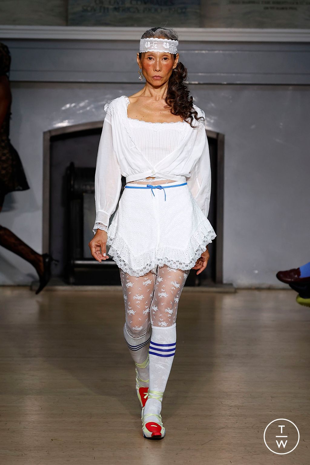Fashion Week London Spring/Summer 2025 look 18 from the Yuhan Wang collection womenswear