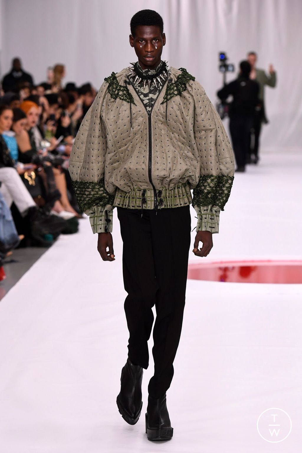 Fashion Week Paris Spring/Summer 2024 look 7 from the Yuima Nakazato collection couture