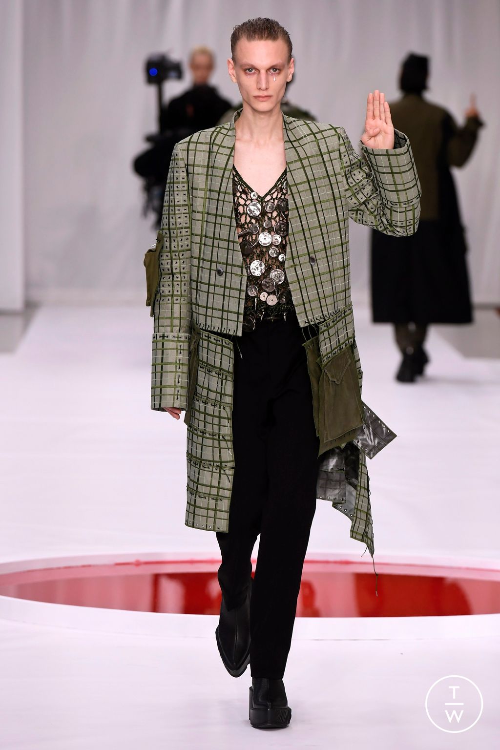 Fashion Week Paris Spring/Summer 2024 look 8 from the Yuima Nakazato collection 高级定制
