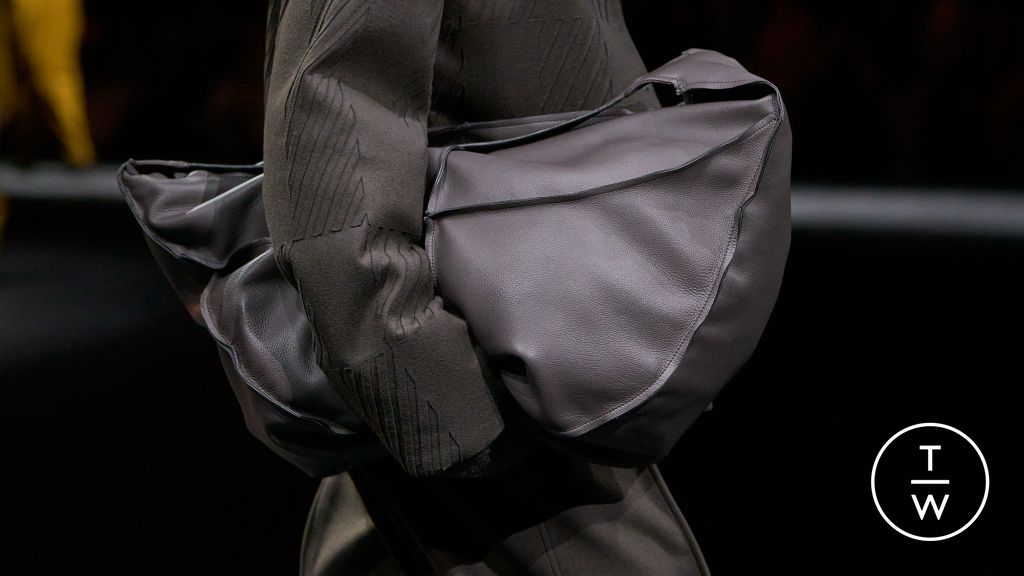 Fashion Week Milan Fall/Winter 2024 look 1 de la collection ZEGNA menswear accessories