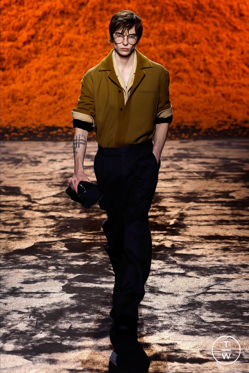 Fashion Week Milan Fall/Winter 2024 look 16 from the ZEGNA collection 男装