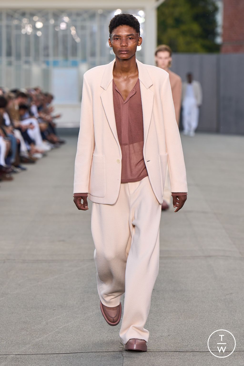Fashion Week Milan Spring/Summer 2023 look 1 from the ZEGNA collection 男装
