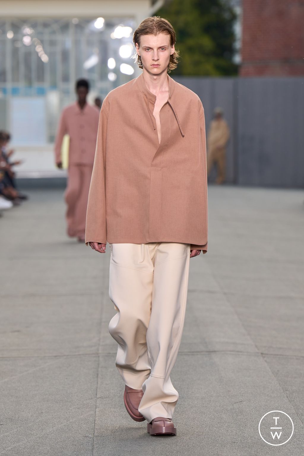 Fashion Week Milan Spring/Summer 2023 look 2 from the ZEGNA collection 男装