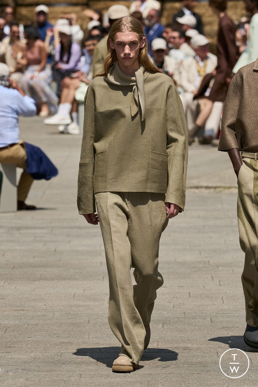 Fashion Week Milan Spring/Summer 2024 look 29 from the ZEGNA collection menswear