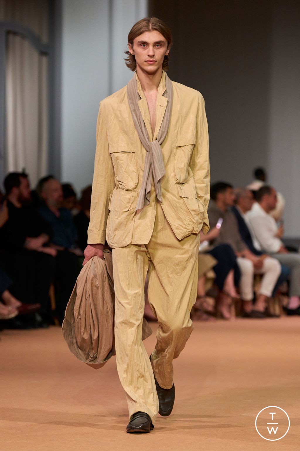 Fashion Week Milan Spring/Summer 2026 look 10 from the ZEGNA collection 男装