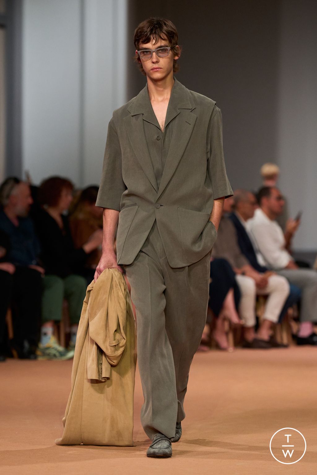 Fashion Week Milan Spring/Summer 2026 look 13 de la collection ZEGNA menswear