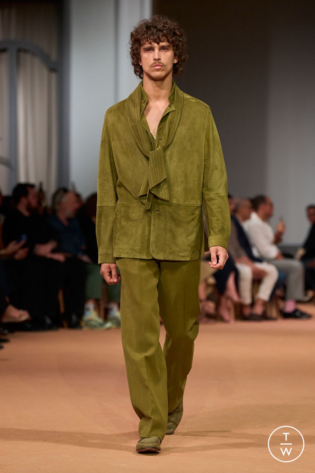 Fashion Week Milan Spring/Summer 2026 look 14 de la collection ZEGNA menswear