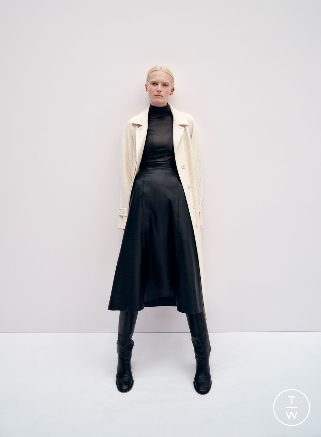 Fashion Week Paris Resort 2023 look 21 from the Chloé collection 女装
