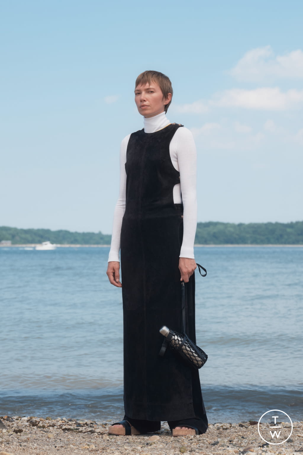 Fashion Week New York Resort 2022 look 31 from the Gabriela Hearst collection womenswear