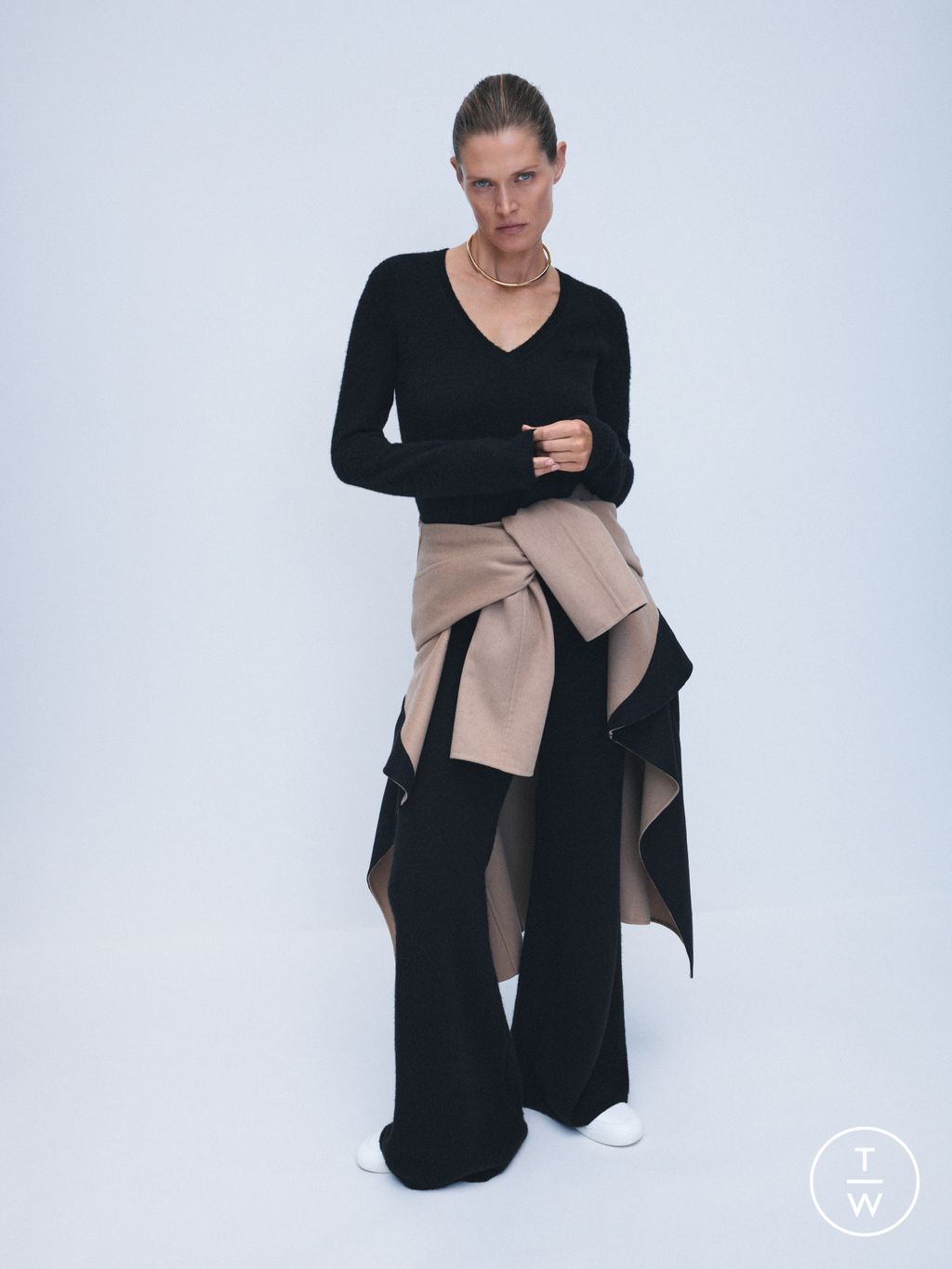 Fashion Week Paris Resort 2026 look 24 from the Gabriela Hearst collection womenswear