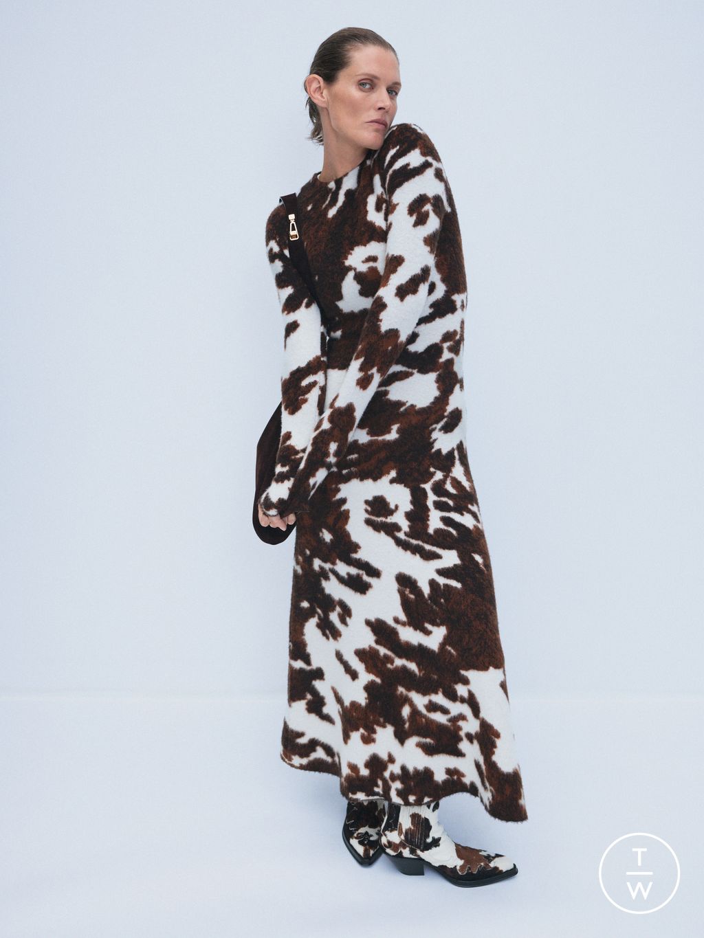 Fashion Week Paris Resort 2026 look 34 from the Gabriela Hearst collection 女装