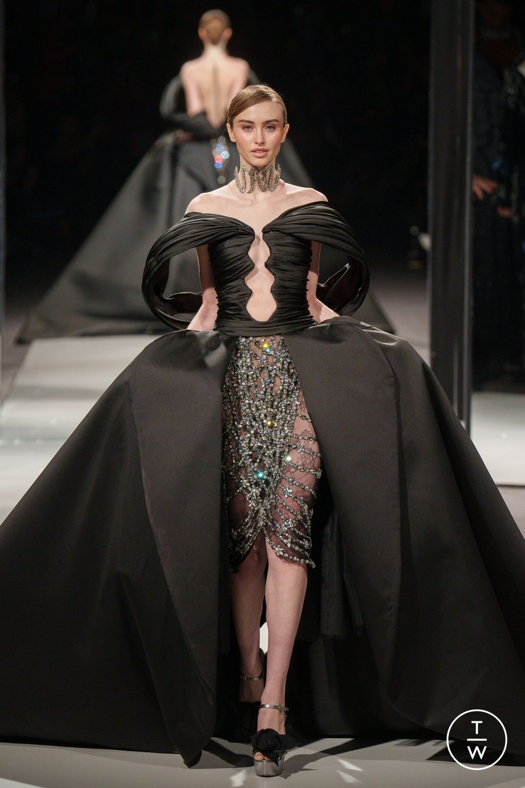 Fashion Week Paris Spring/Summer 2024 look 1 from the Ziad Nakad collection couture