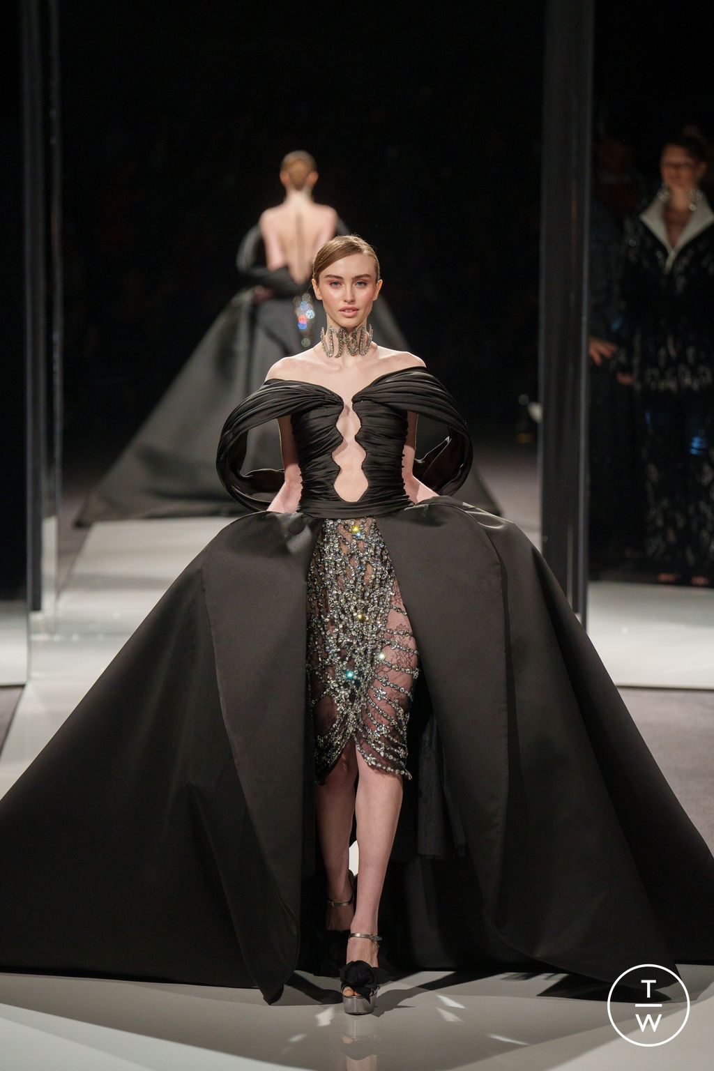 Fashion Week Paris Spring/Summer 2024 look 2 from the Ziad Nakad collection couture