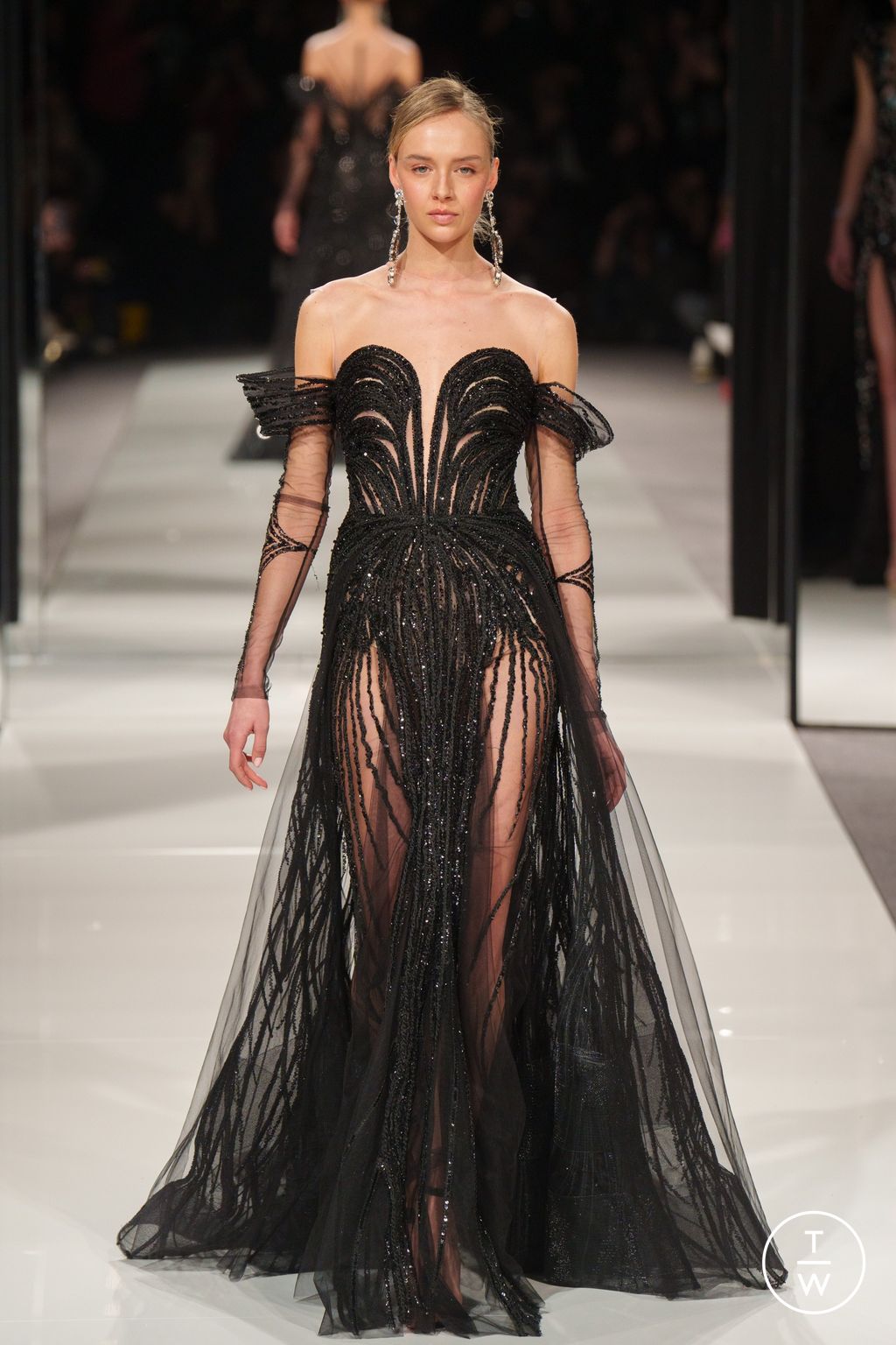 Fashion Week Paris Spring/Summer 2024 look 27 from the Ziad Nakad collection couture