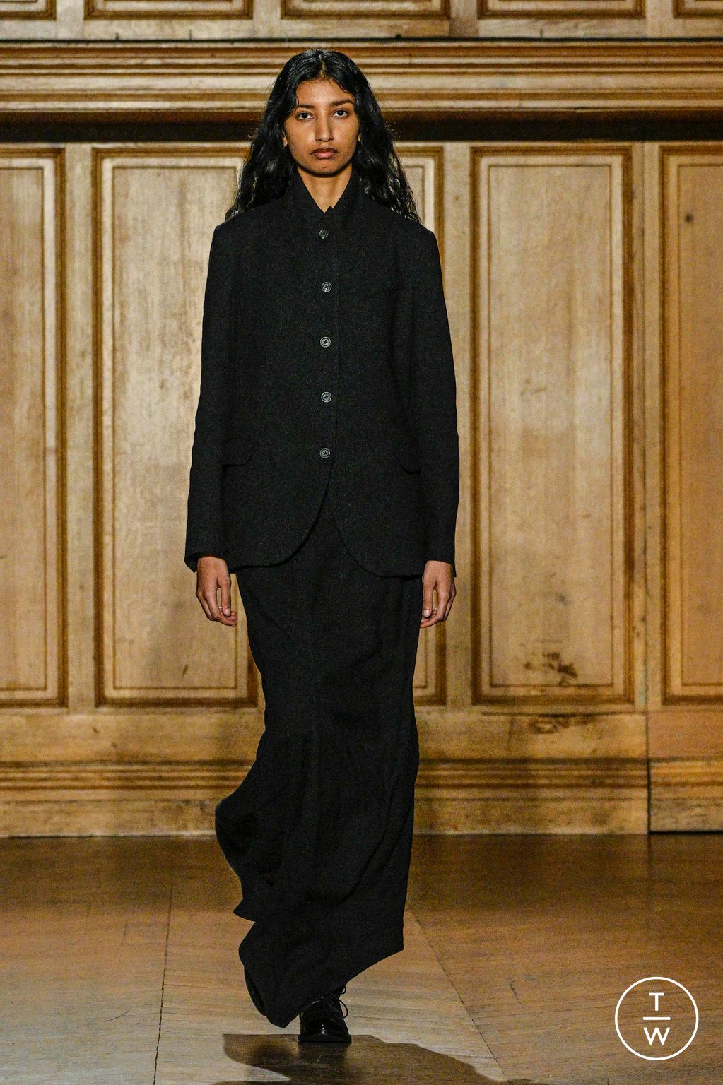 Fashion Week Paris Fall/Winter 2024 look 22 de la collection Ziggy Chen menswear