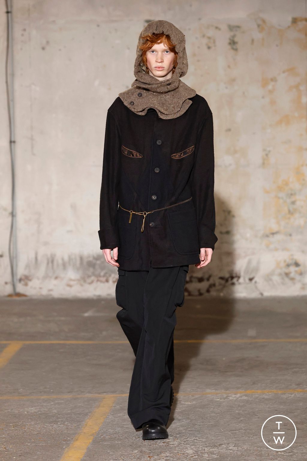 Fashion Week Paris Fall/Winter 2025 look 5 from the Ziggy Chen collection menswear