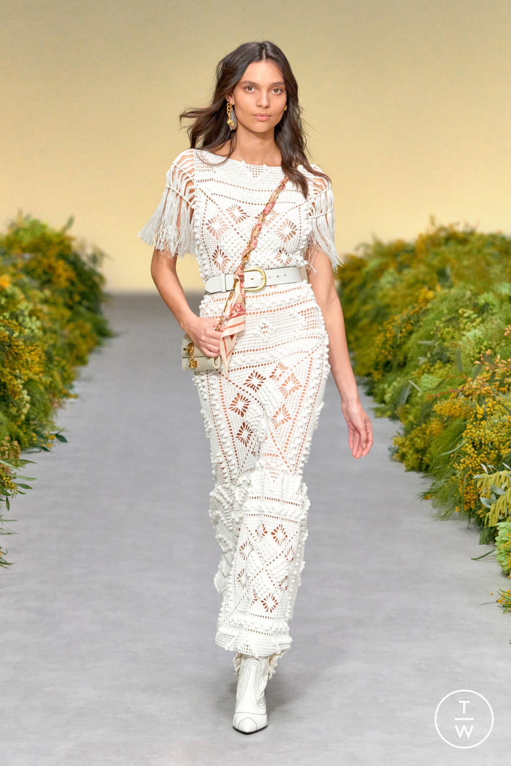 Fashion Week New York Spring/Summer 2021 look 5 from the Zimmermann collection 女装