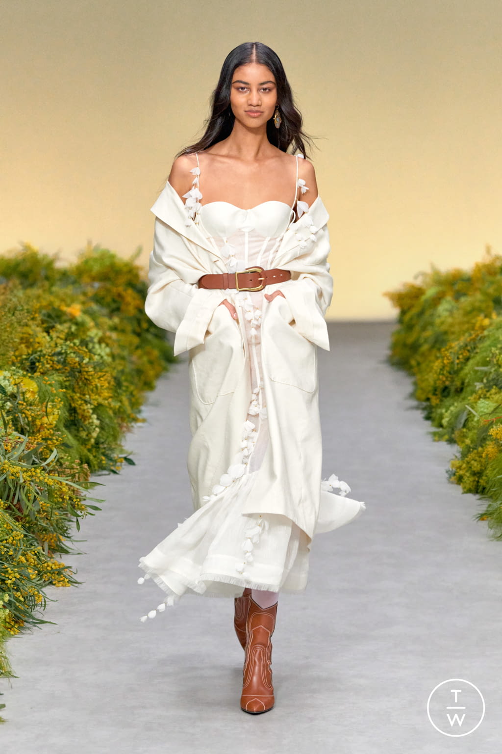 Fashion Week New York Spring/Summer 2021 look 12 from the Zimmermann collection womenswear