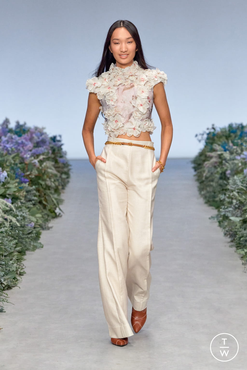 Fashion Week New York Spring/Summer 2021 look 20 from the Zimmermann collection womenswear