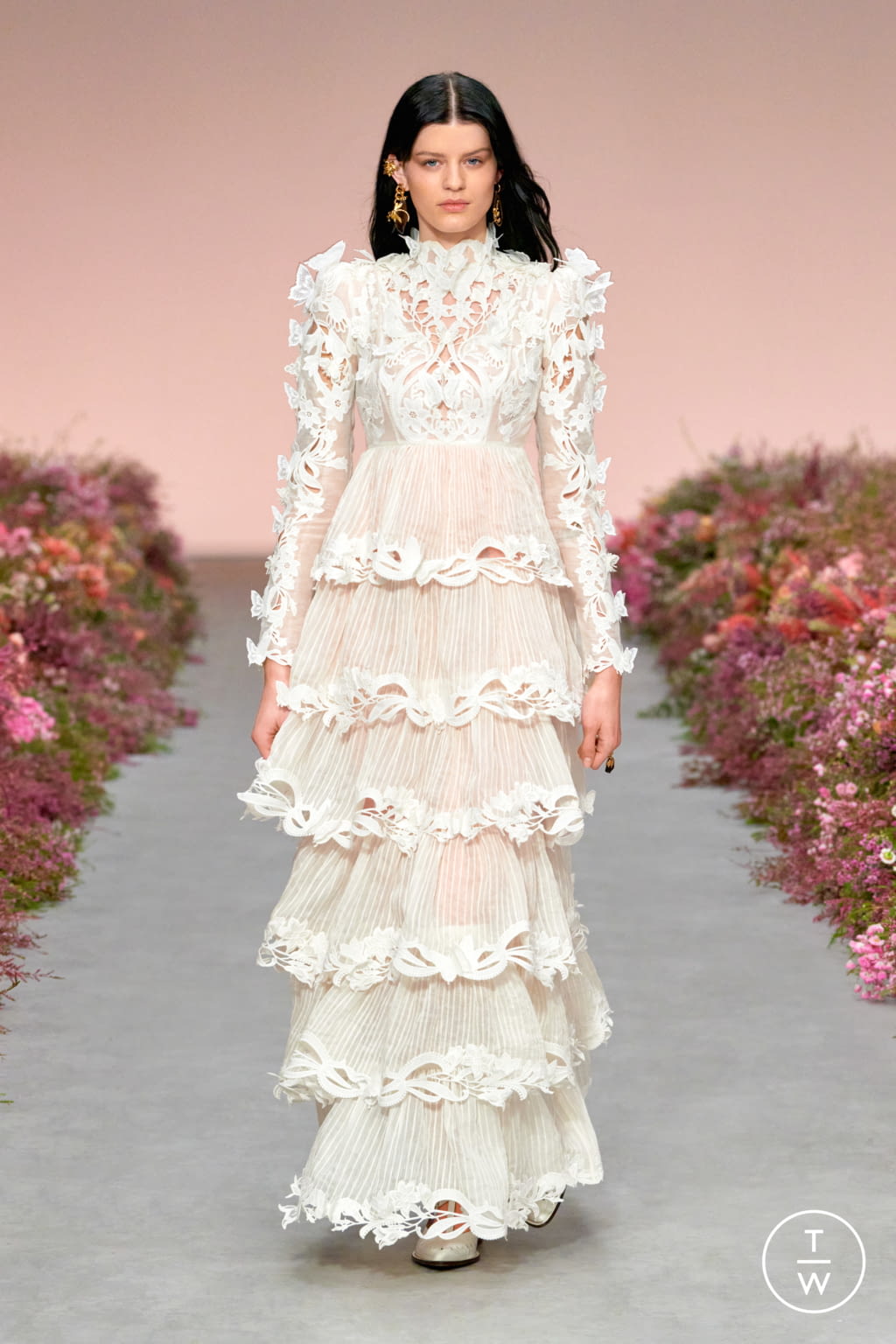 Fashion Week New York Spring/Summer 2021 look 28 from the Zimmermann collection womenswear