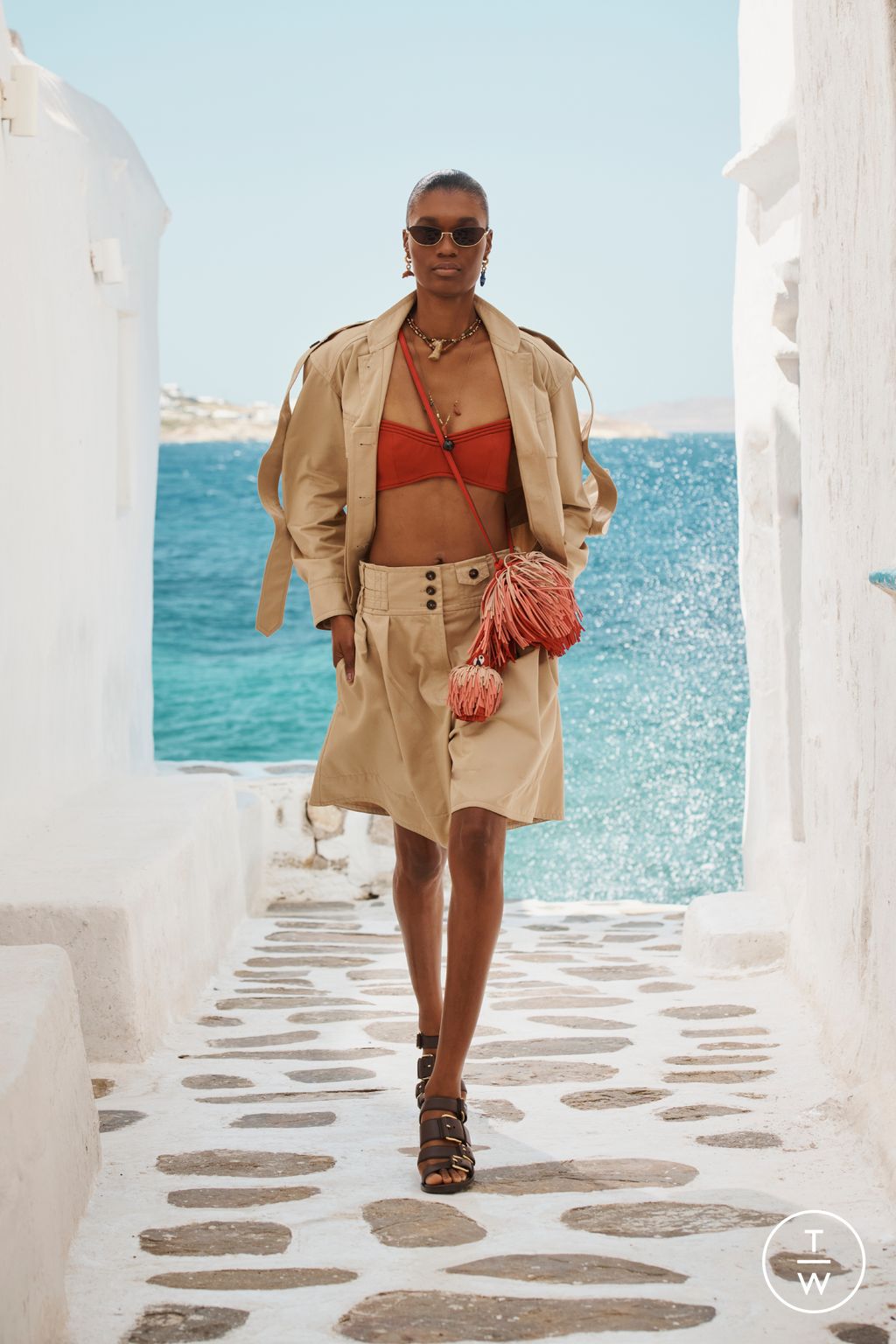 Fashion Week Paris Resort 2026 look 2 from the Zimmermann collection 女装