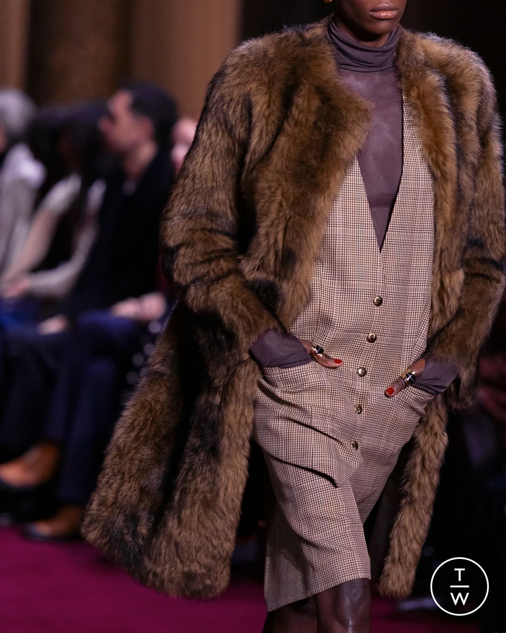 Fashion Week Paris Fall/Winter 2024 look 28 from the Zimmermann collection womenswear accessories